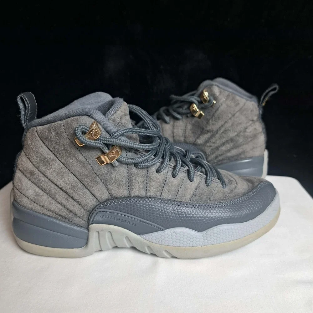 Nike Air Jordan 12 XII Retro GS Grey Wolf 153265-005 Youth Size‎ 4.5 Y Suede